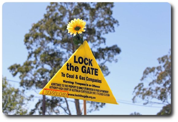 lock the gate ABC image